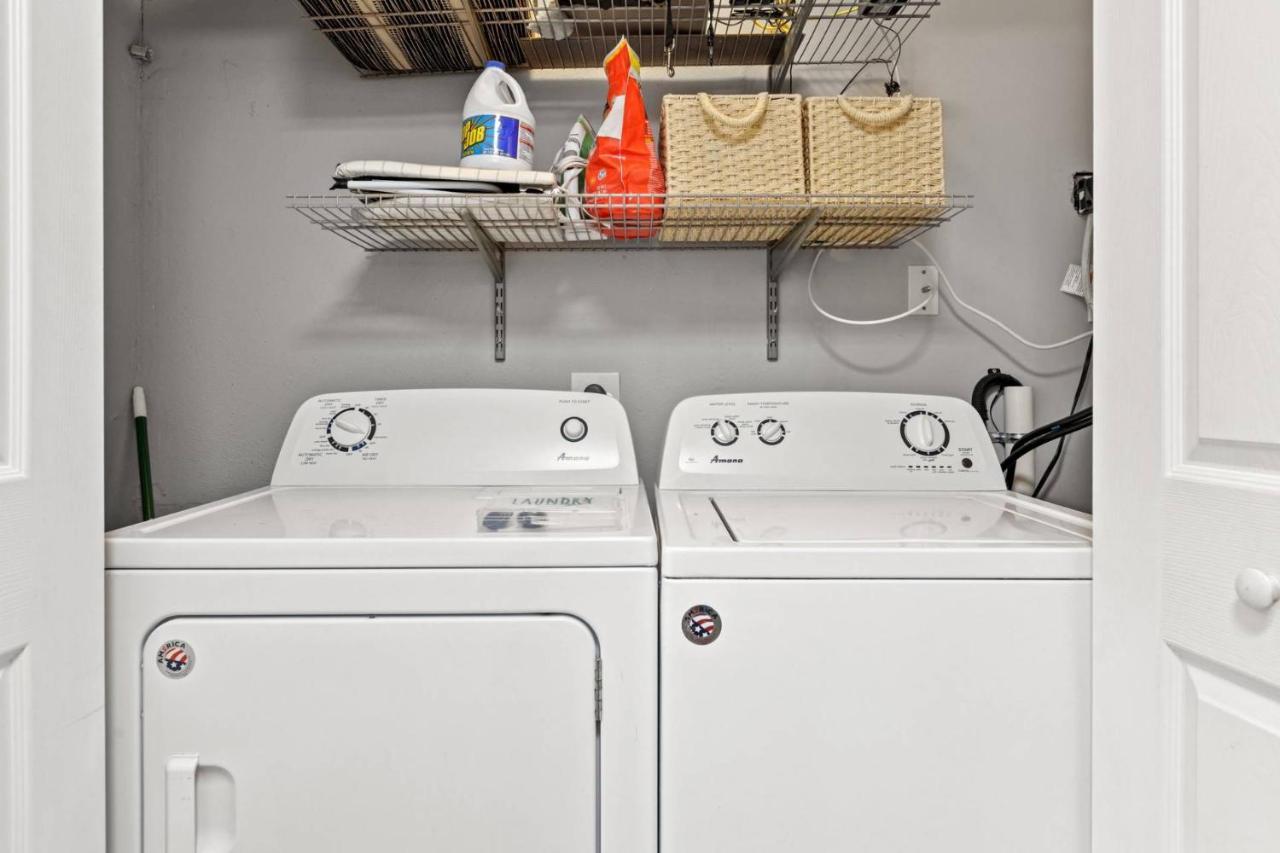 Treehouse Is A Quaint 2 Bedroom In An Up-And-Coming Part Of Town, Pet Friendly With Fenced Yard And Lounge Area That Is Close To Downtown Tampa Exterior photo